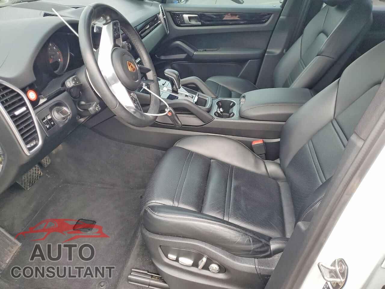PORSCHE CAYENNE 2019 - WP1AA2AY7KDA01142