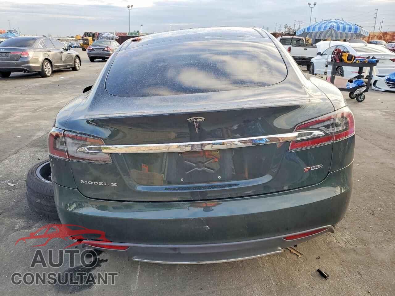 TESLA MODEL S 2014 - 5YJSA1H16EFP33011