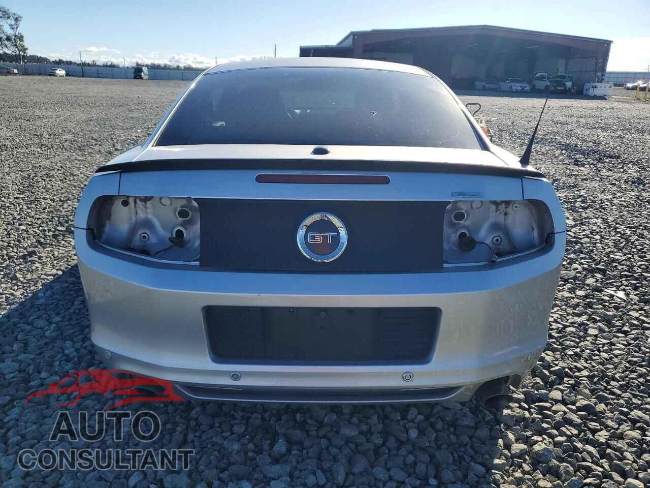 FORD MUSTANG 2014 - 1ZVBP8CF4E5259519