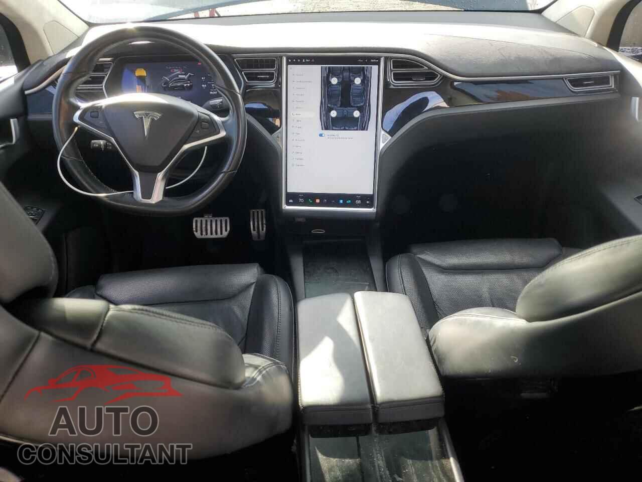 TESLA MODEL X 2016 - 5YJXCBE45GF015876