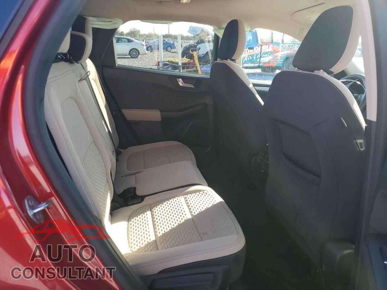 FORD ESCAPE 2020 - 1FMCU0G61LUA94216
