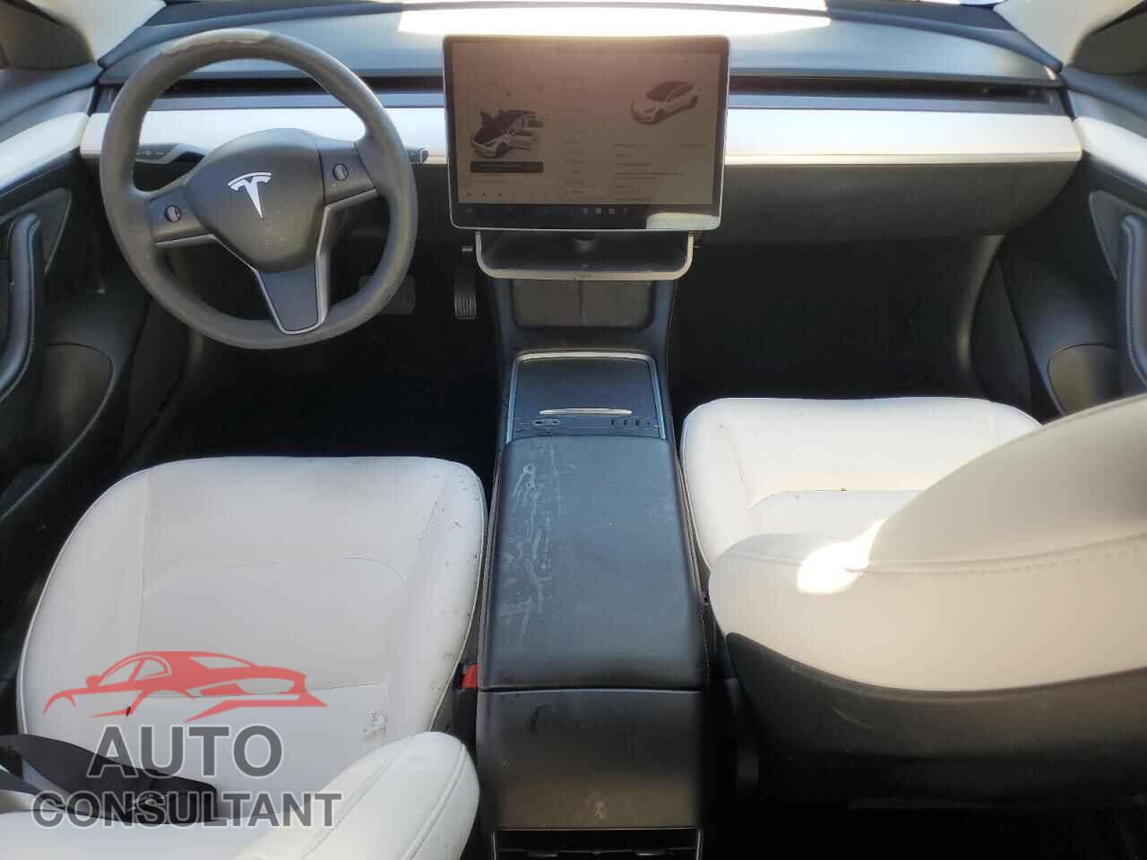 TESLA MODEL 3 2023 - 5YJ3E1EA8PF552184
