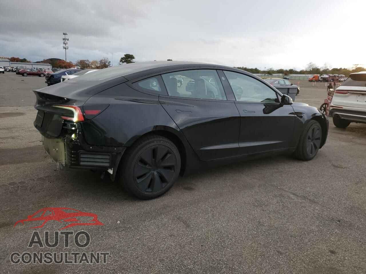 TESLA MODEL 3 2025 - 5YJ3E1EA9SF934278