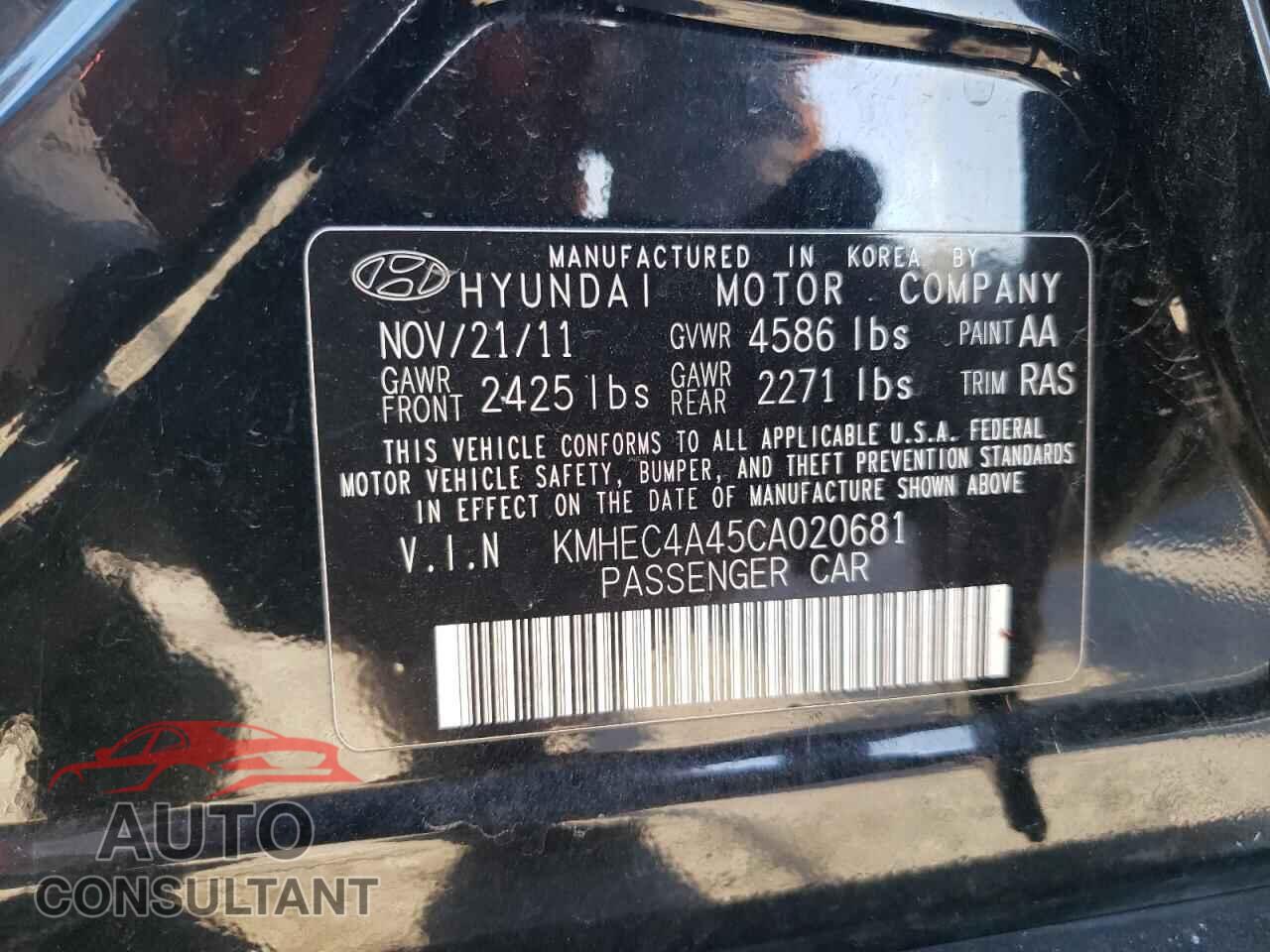 HYUNDAI SONATA 2012 - KMHEC4A45CA020681