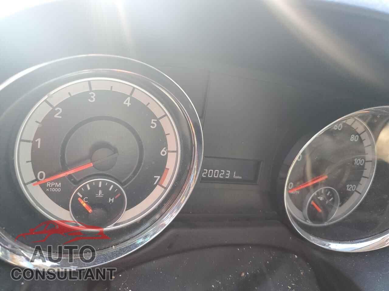 DODGE CARAVAN 2013 - 2C4RDGBG1DR535879