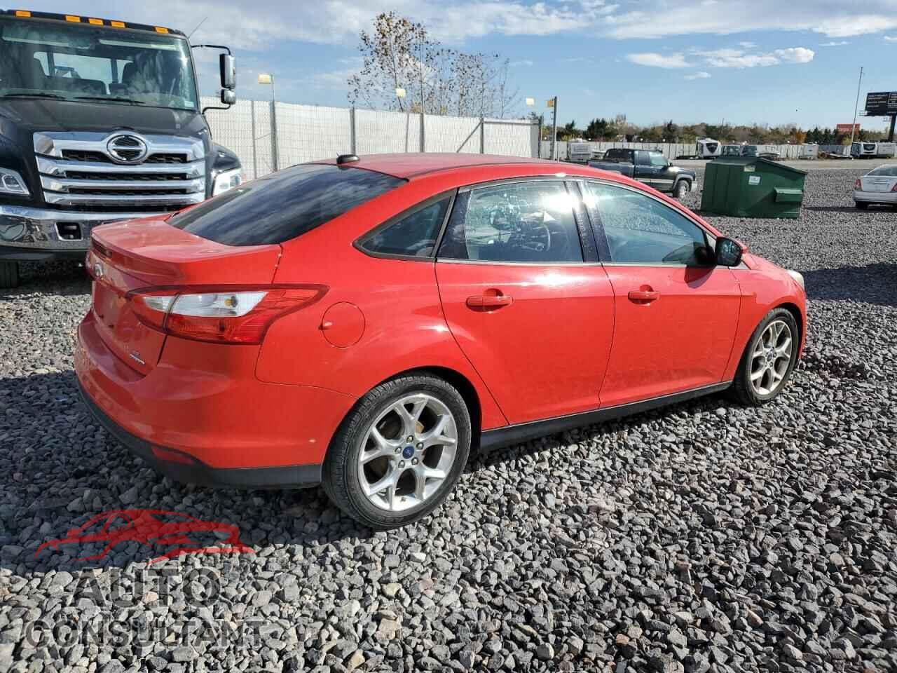 FORD FOCUS 2014 - 1FADP3F29EL335518