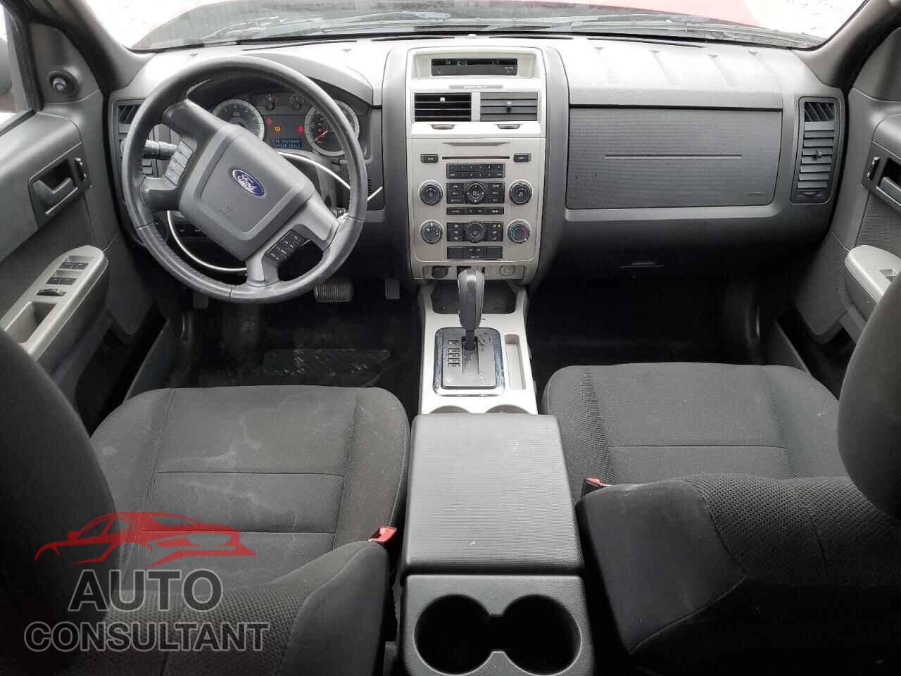 FORD ESCAPE 2009 - 1FMCU03749KA09386