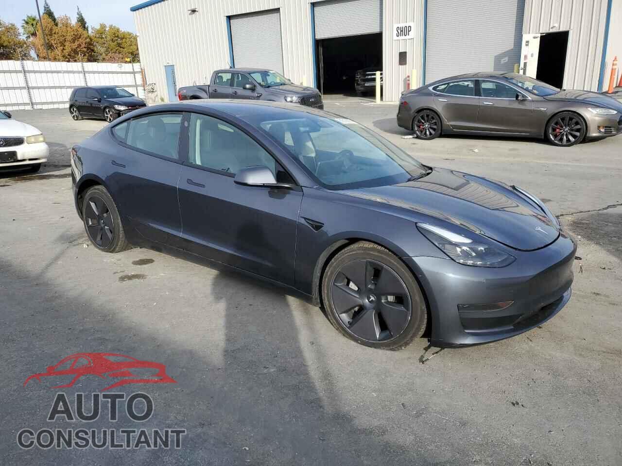 TESLA MODEL 3 2023 - 5YJ3E1EA3PF581477