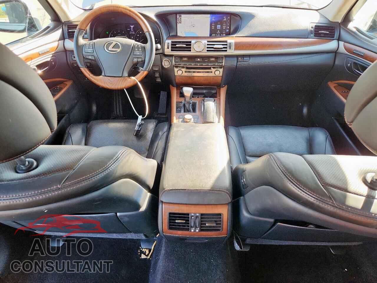 LEXUS LS460 2017 - JTHGL1EF6H5057907