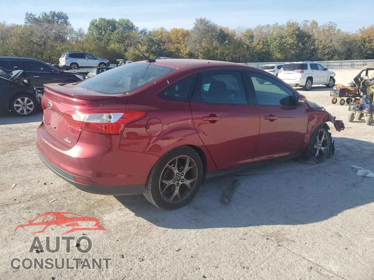 FORD FOCUS 2014 - 1FADP3F21EL218743