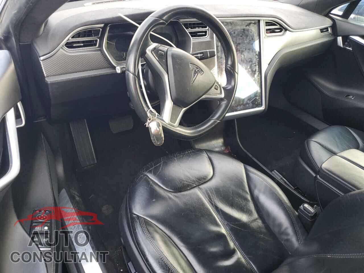 TESLA MODEL S 2015 - 5YJSA1E2XFF120260