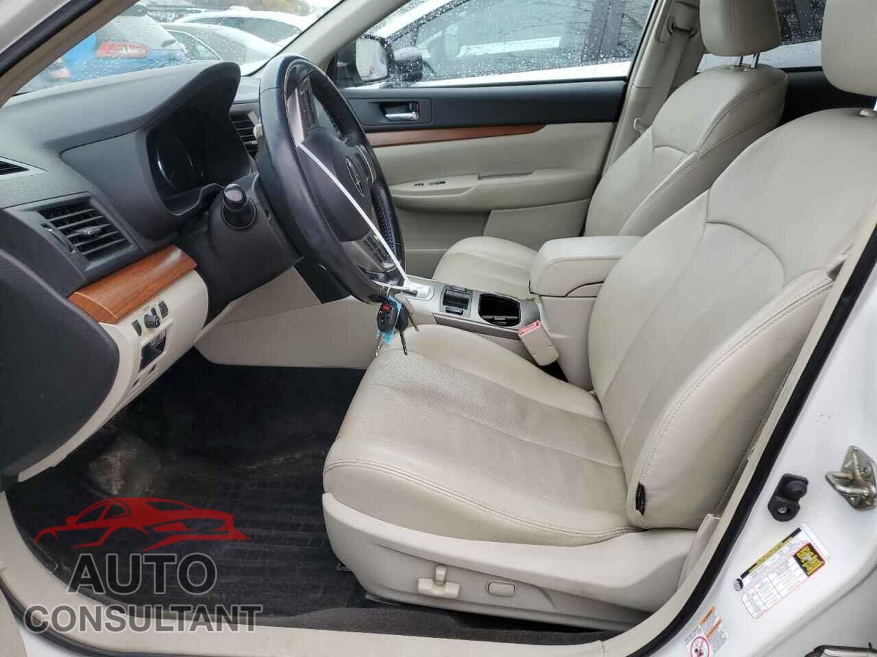 SUBARU OUTBACK 2014 - 4S4BRBLC3E3285939
