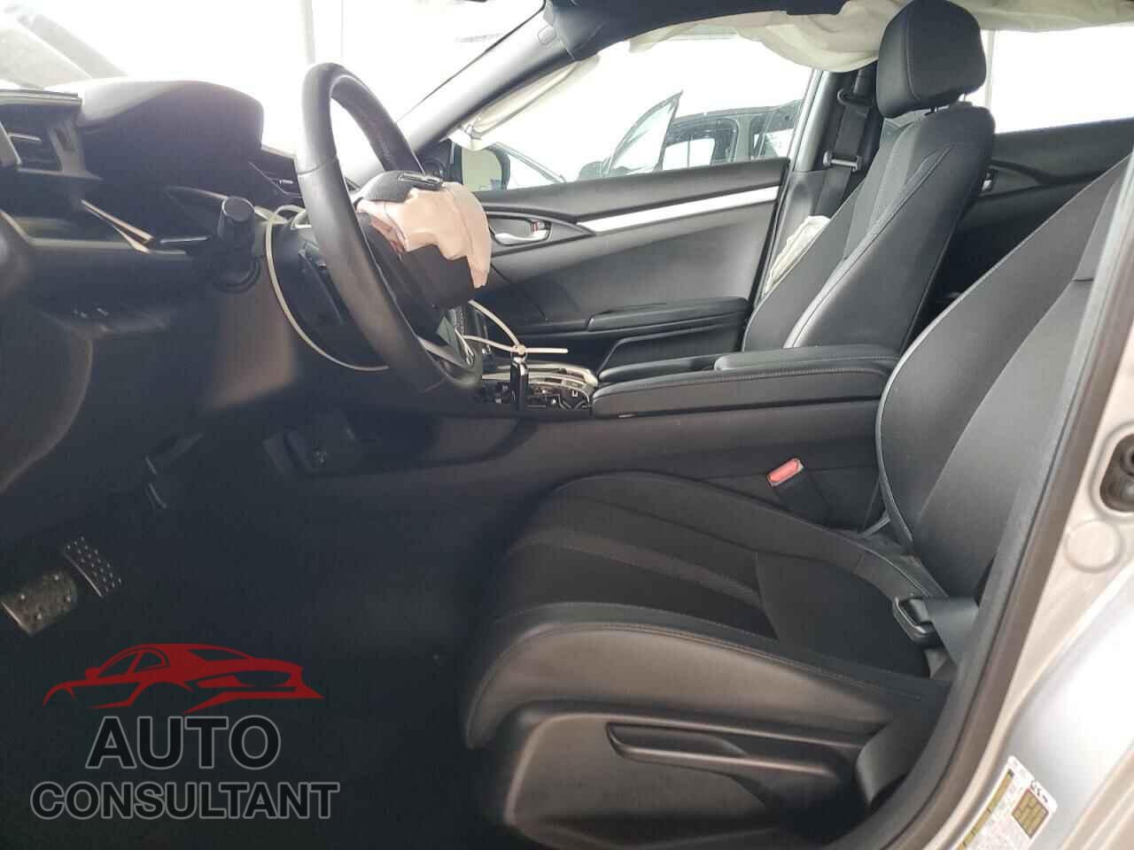 HONDA CIVIC 2021 - 2HGFC2F80MH527257