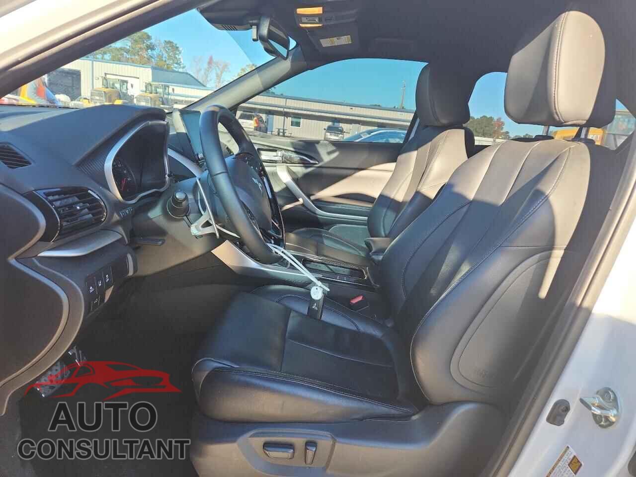 MITSUBISHI ECLIPSE 2024 - JA4ATWAA7RZ004720
