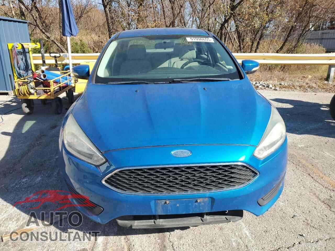 FORD FOCUS 2015 - 1FADP3F20FL227760