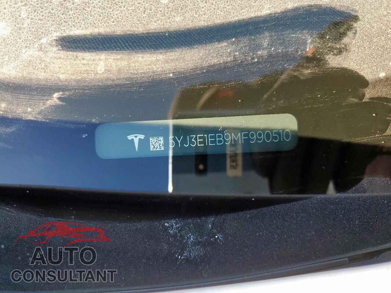 TESLA MODEL 3 2021 - 5YJ3E1EB9MF990510