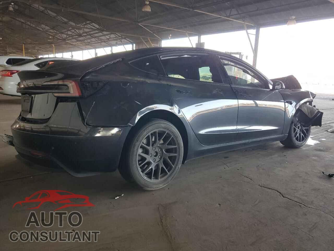 TESLA MODEL 3 2024 - 5YJ3E1EA9RF740442