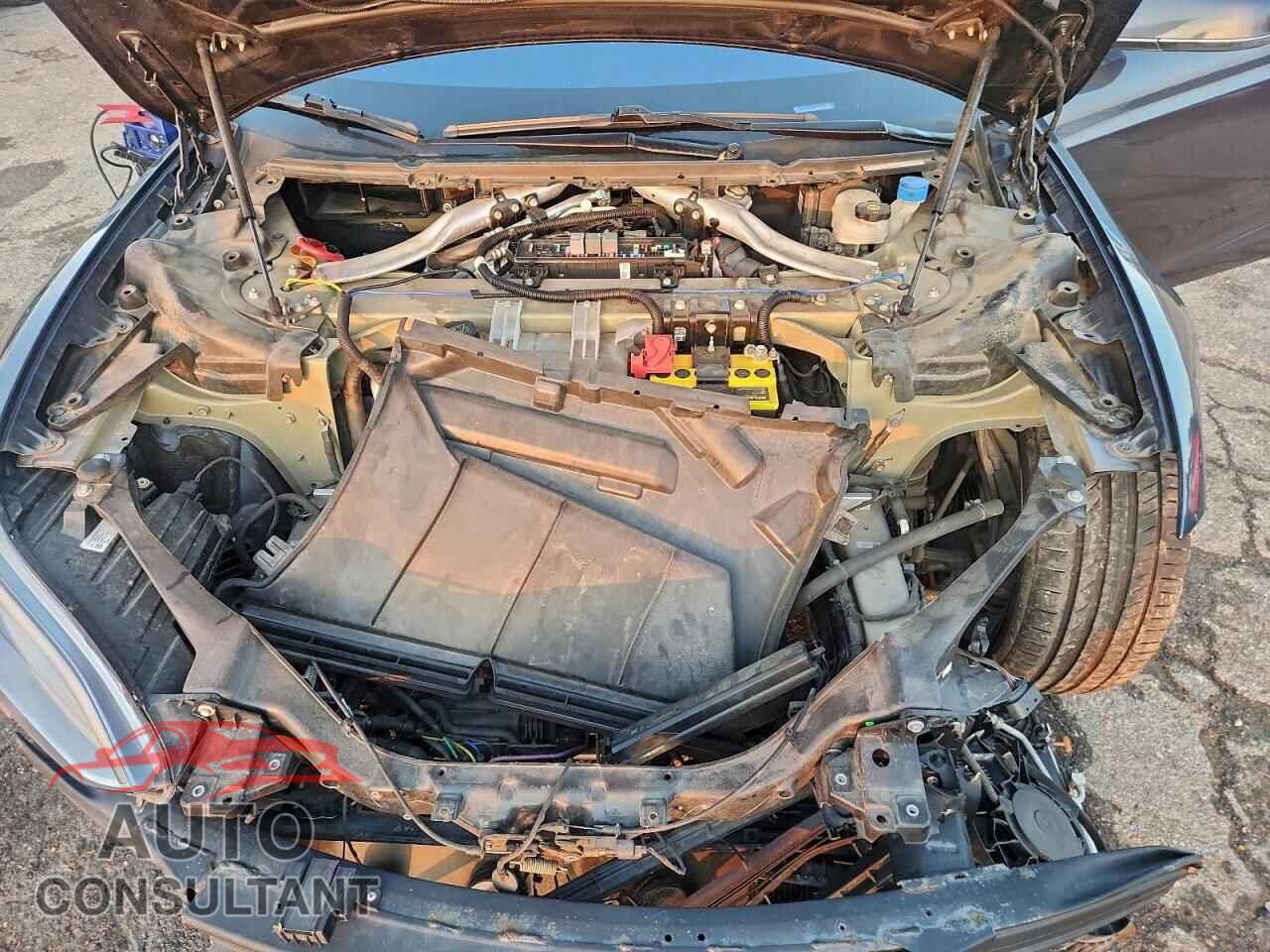 TESLA MODEL S 2018 - 5YJSA1E47JF284172