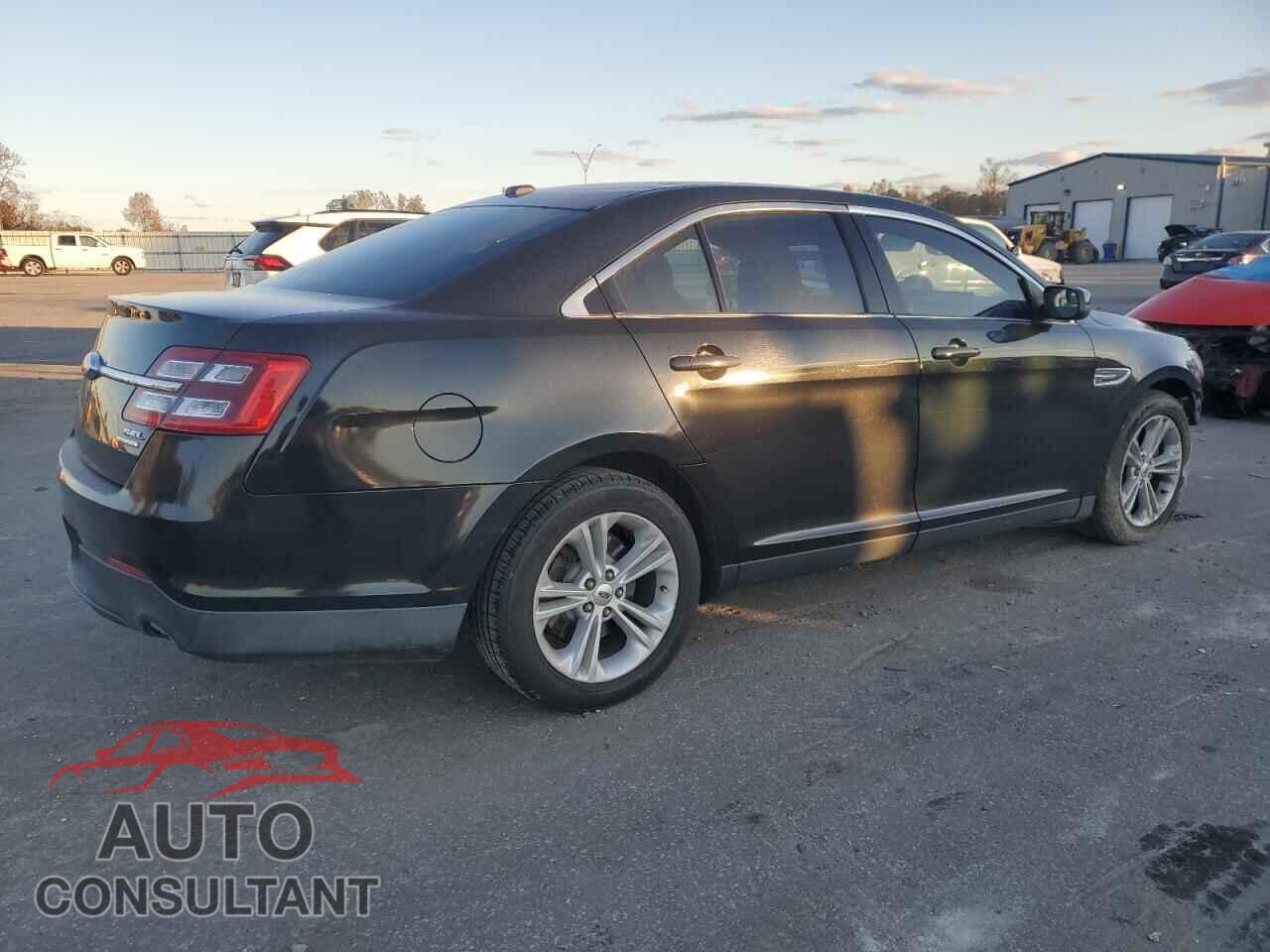 FORD TAURUS 2014 - 1FAHP2E82EG177579