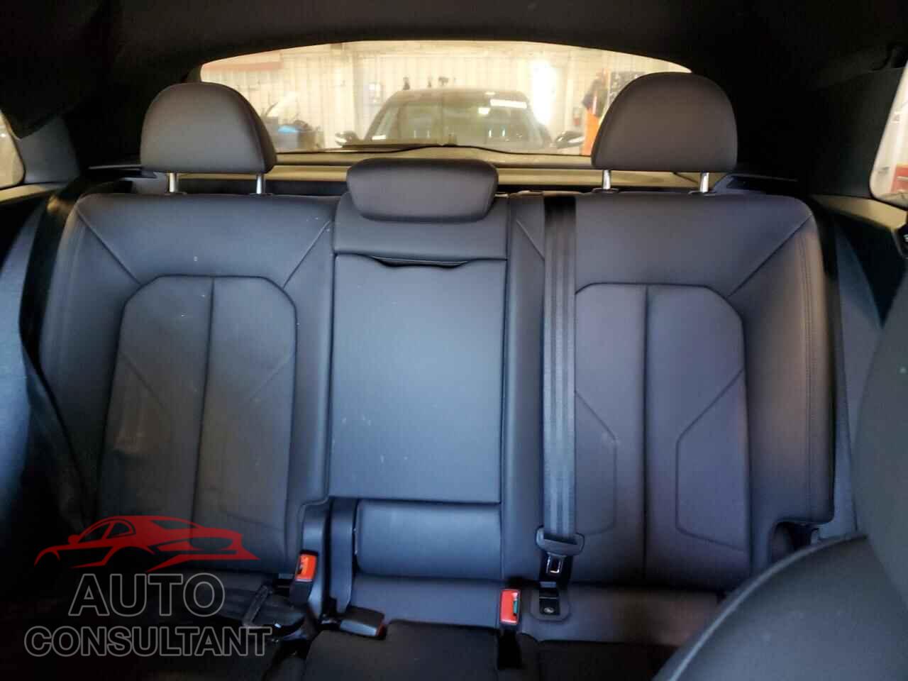 AUDI Q3 2021 - WA1DECF36M1027574