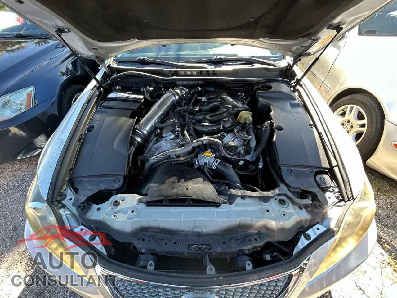 LEXUS IS 2011 - JTHBF5C20B5141236