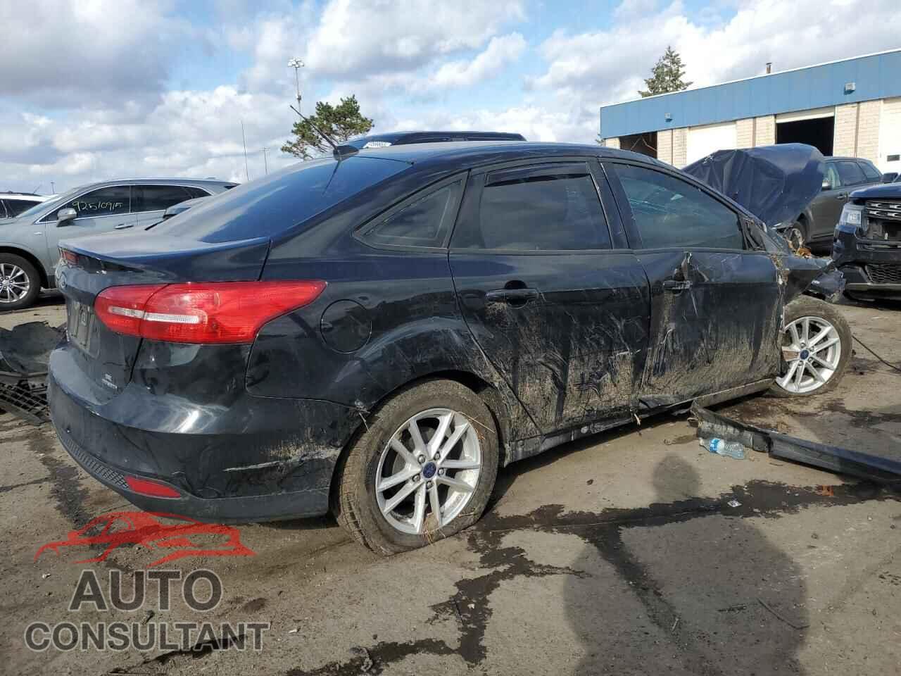 FORD FOCUS 2015 - 1FADP3F23FL218759