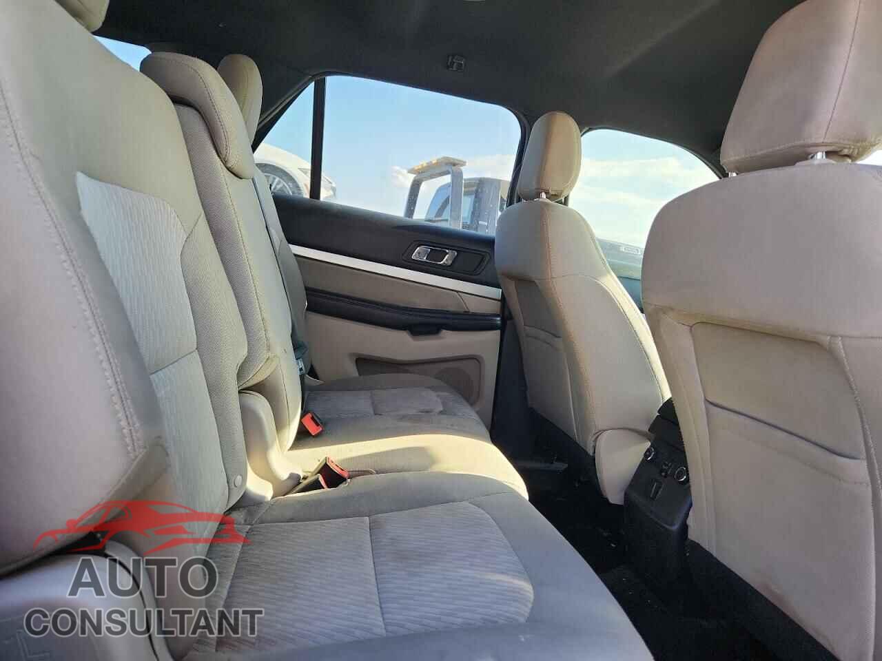 FORD EXPLORER 2018 - 1FM5K7B88JGB78058