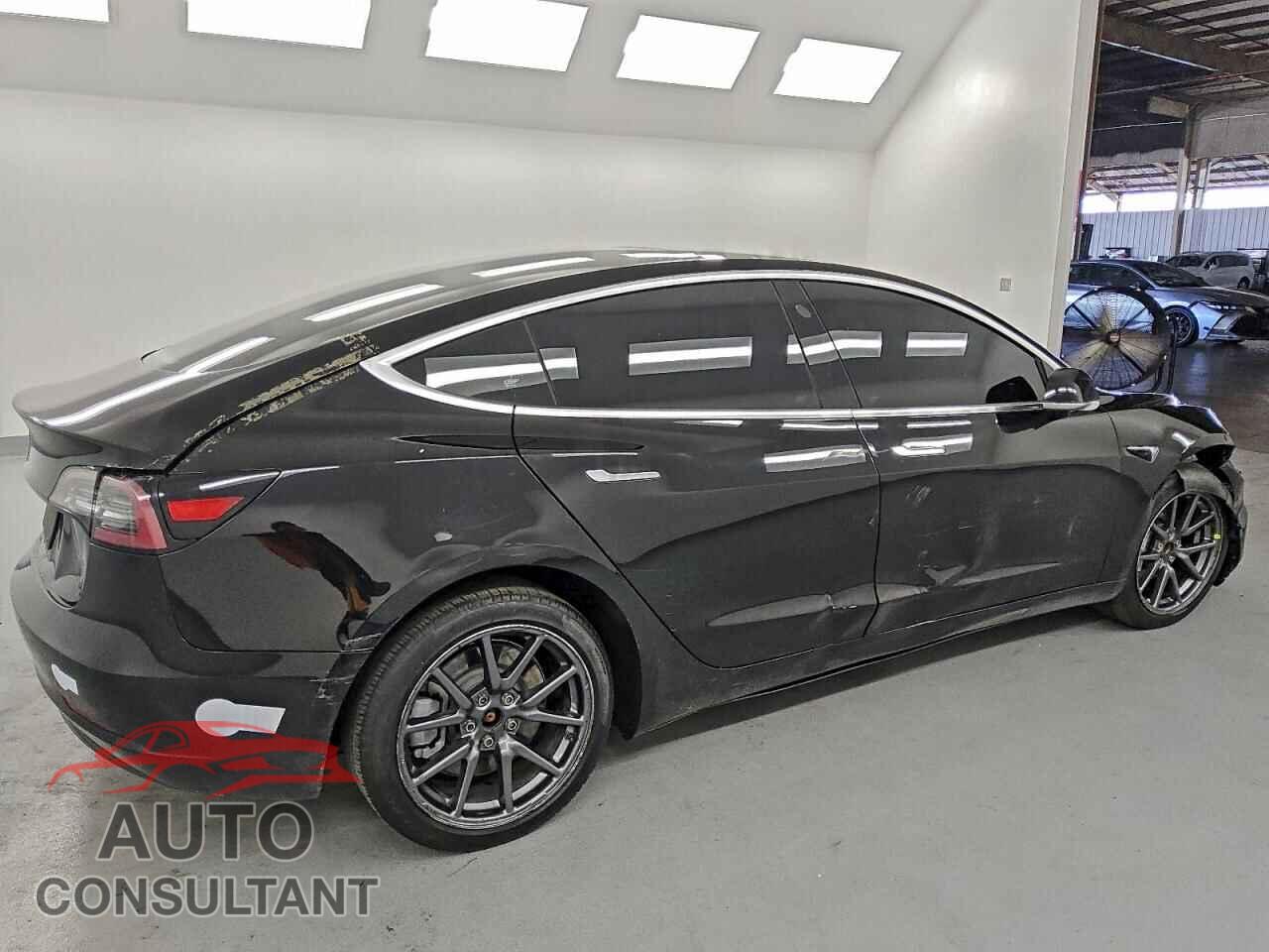 TESLA MODEL 3 2019 - 5YJ3E1EA8KF297979