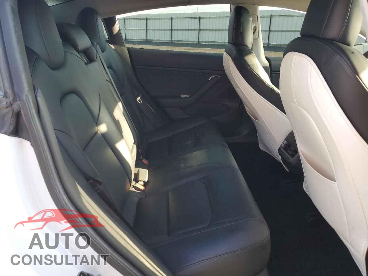 TESLA MODEL 3 2019 - 5YJ3E1EA1KF397129