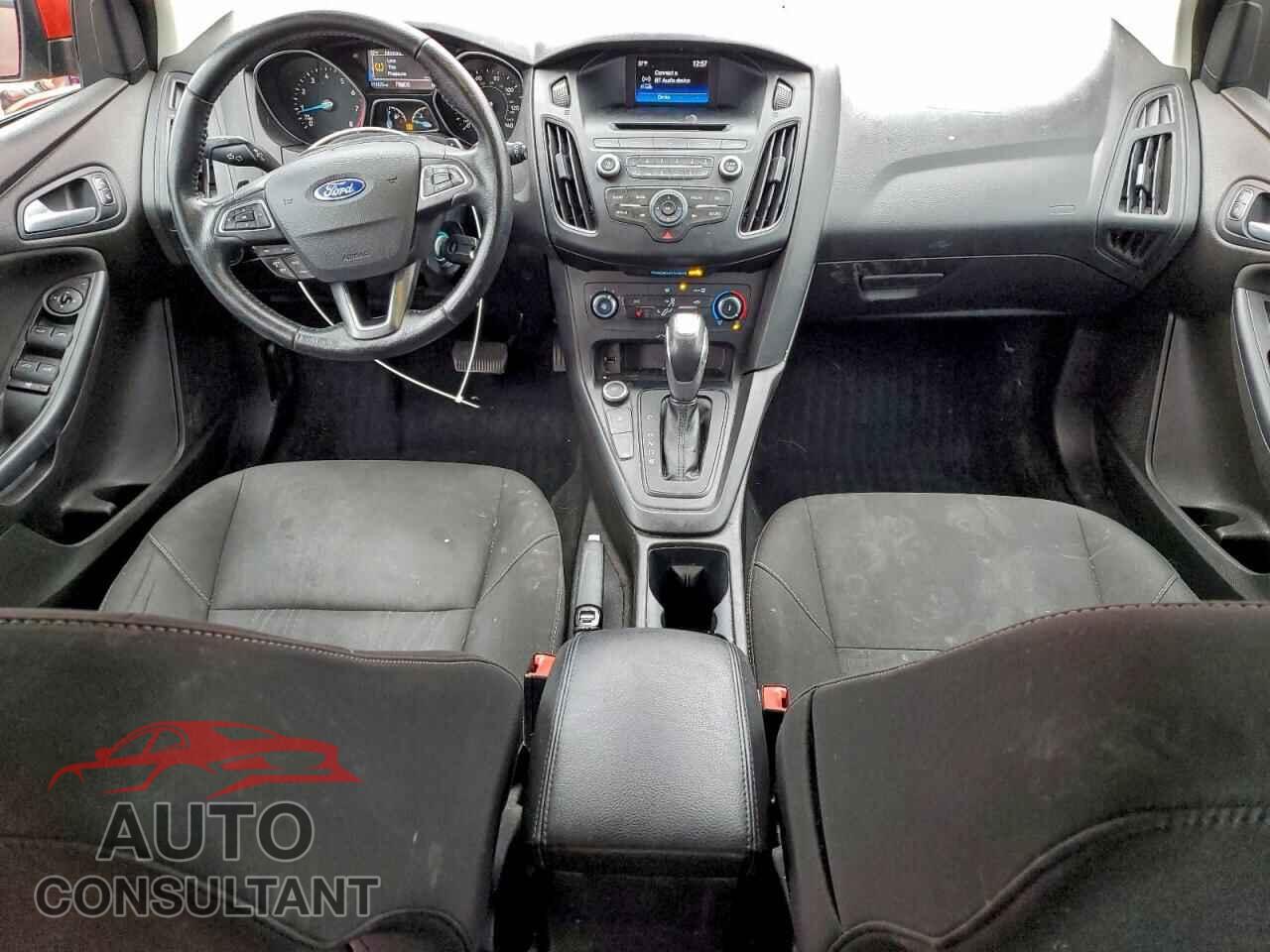 FORD FOCUS 2016 - 1FADP3K21GL288722