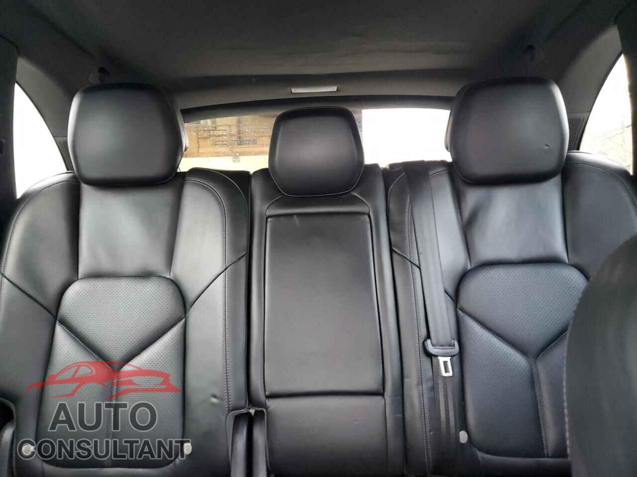 PORSCHE CAYENNE 2013 - WP1AE2A25DLA14223