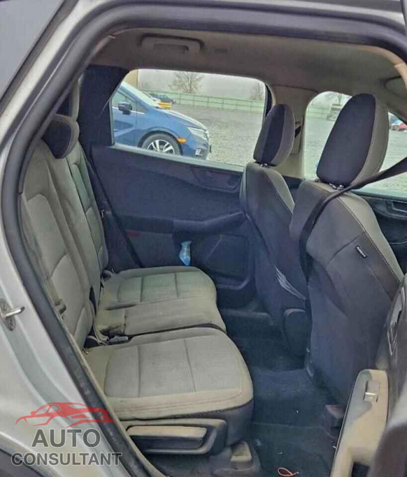FORD ESCAPE 2020 - 1FMCU0F6XLUA25722
