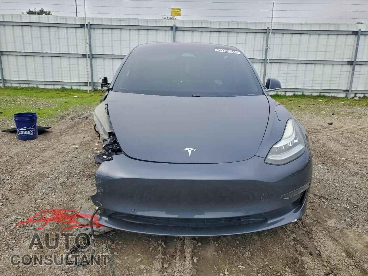 TESLA MODEL 3 2018 - 5YJ3E1EA9JF046595