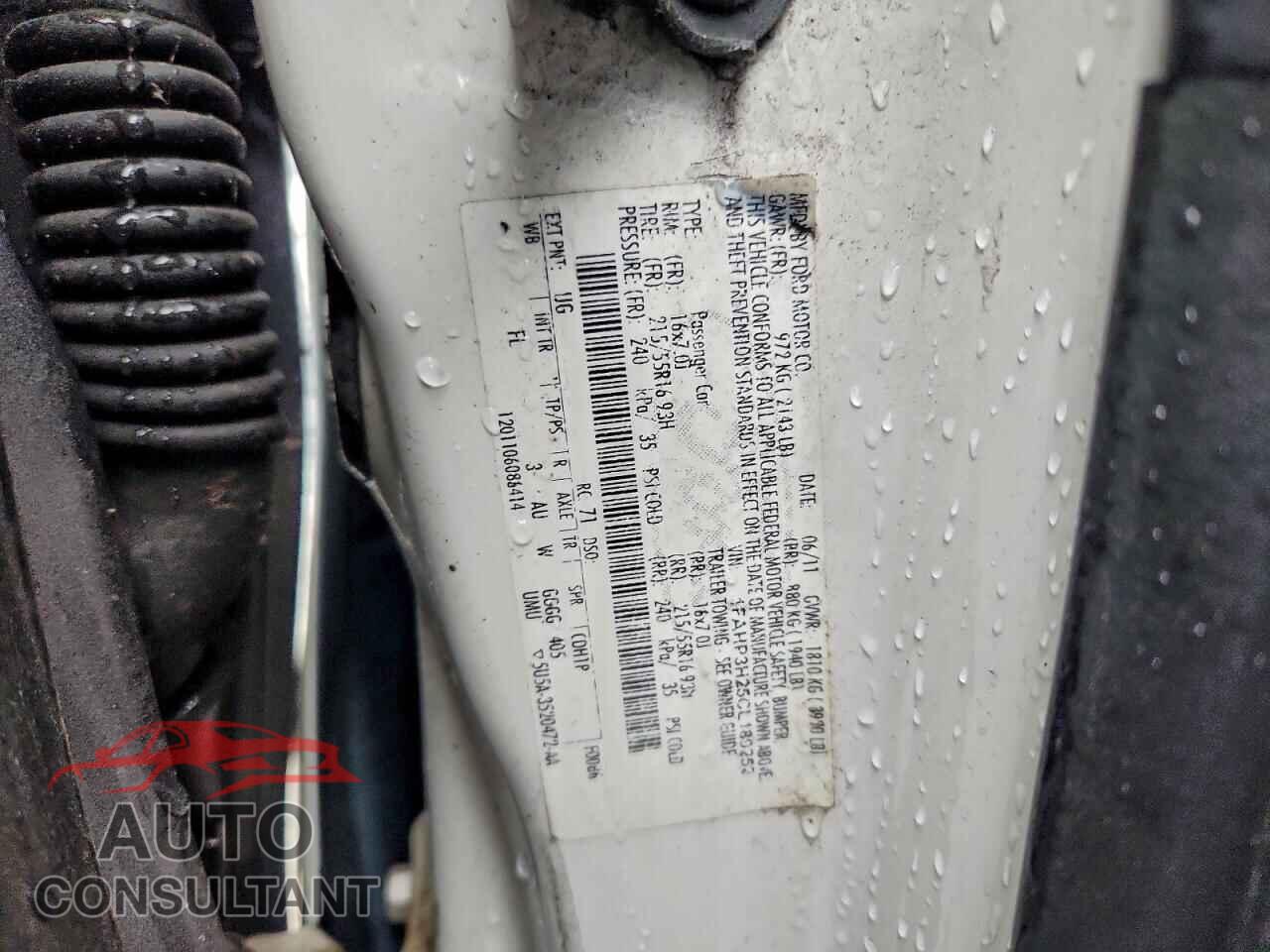 FORD FOCUS 2012 - 1FAHP3H25CL180252