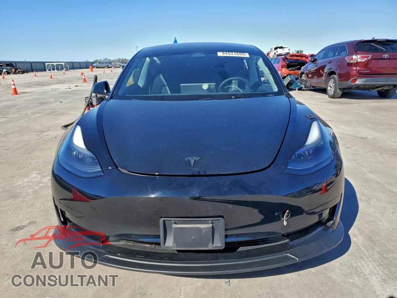 TESLA MODEL 3 2023 - 5YJ3E1ECXPF589951