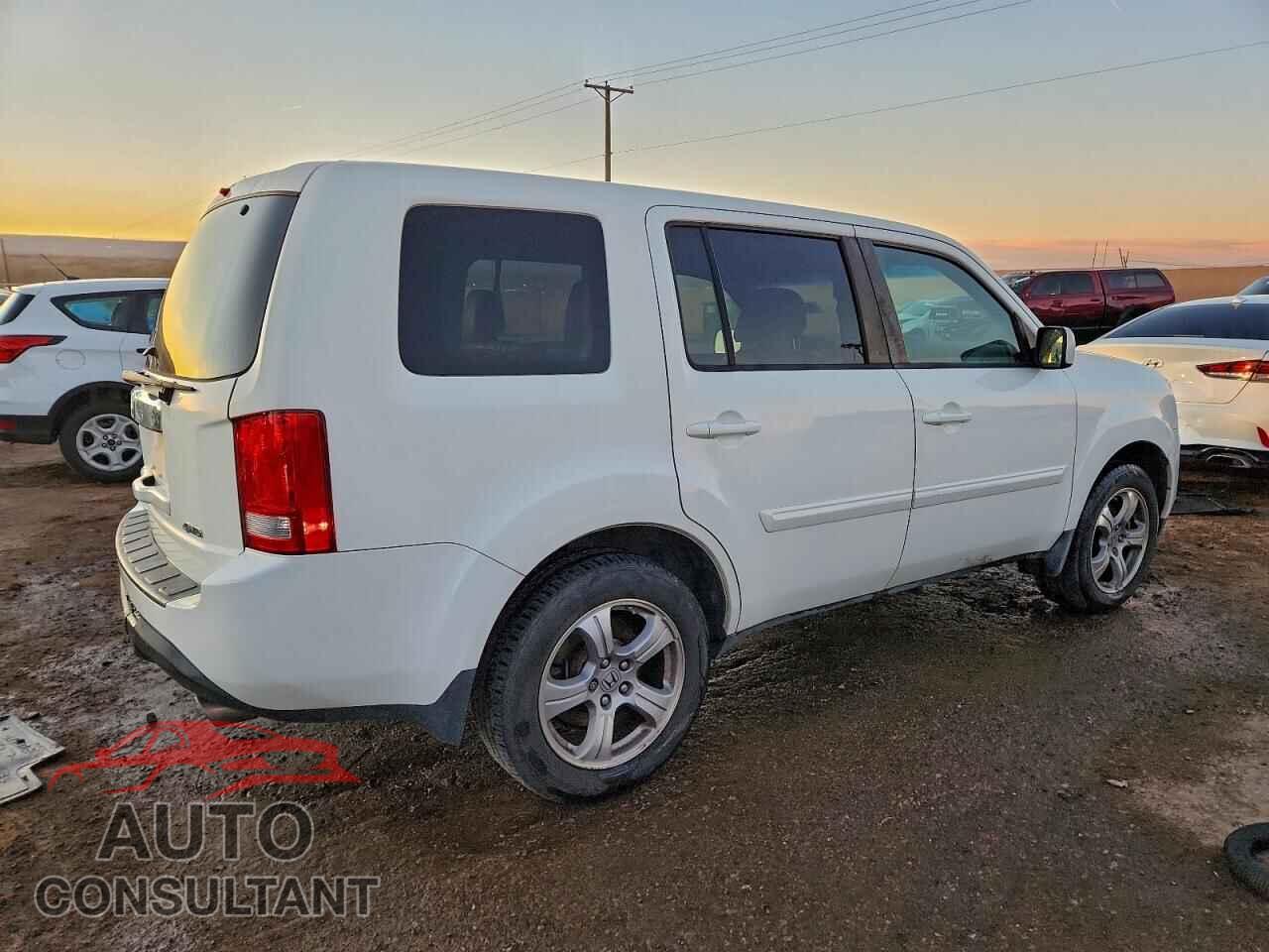 HONDA PILOT 2014 - 5FNYF4H53EB005050