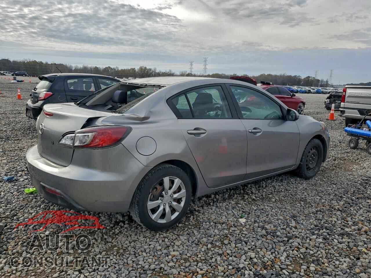MAZDA 3 2011 - JM1BL1UG1B1495450