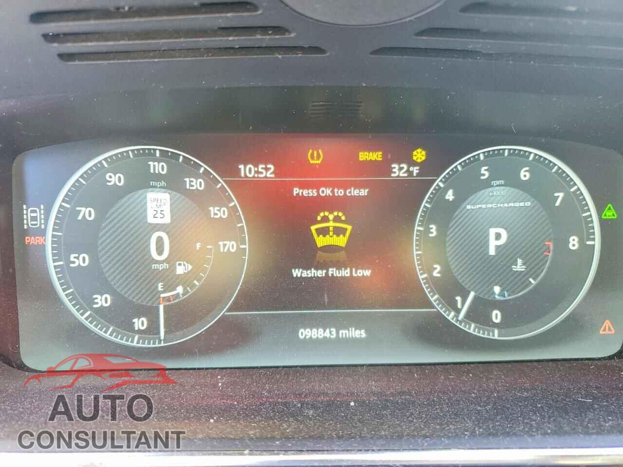 LAND ROVER RANGEROVER 2017 - SALGS5FE3HA360810
