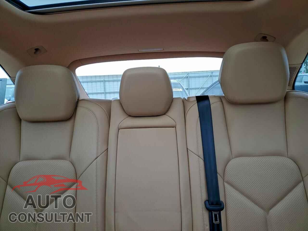 PORSCHE CAYENNE 2013 - WP1AF2A29DLA27361