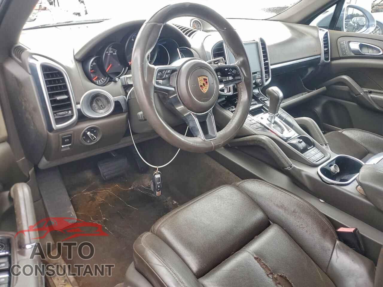 PORSCHE CAYENNE 2017 - WP1AA2A26HKA85633