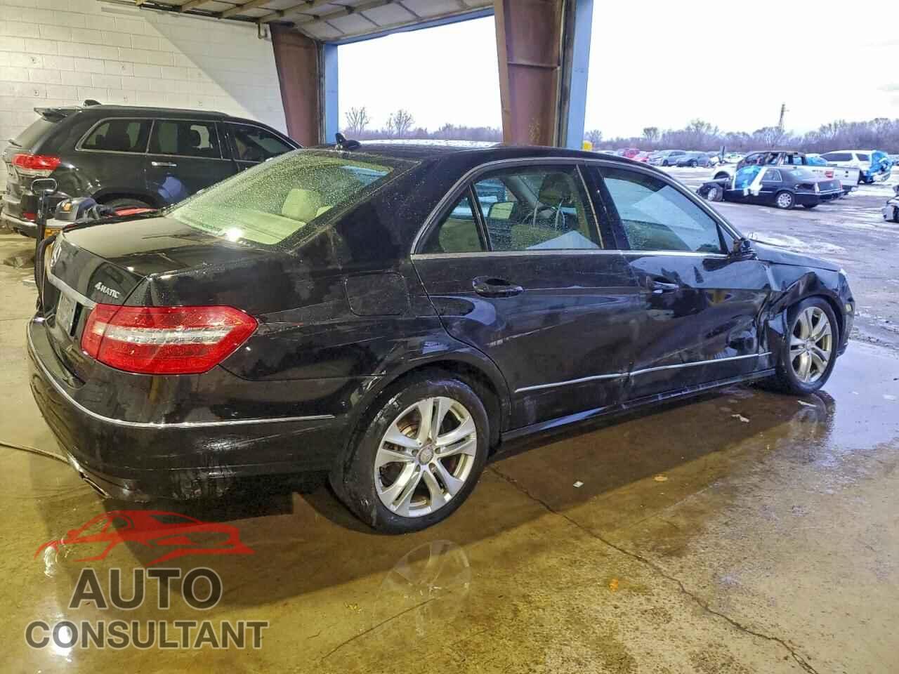 MERCEDES-BENZ E-CLASS 2011 - WDDHF8HB4BA354841