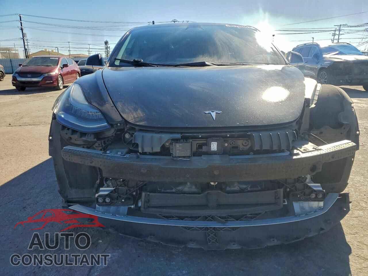 TESLA MODEL 3 2018 - 5YJ3E1EA6JF157430
