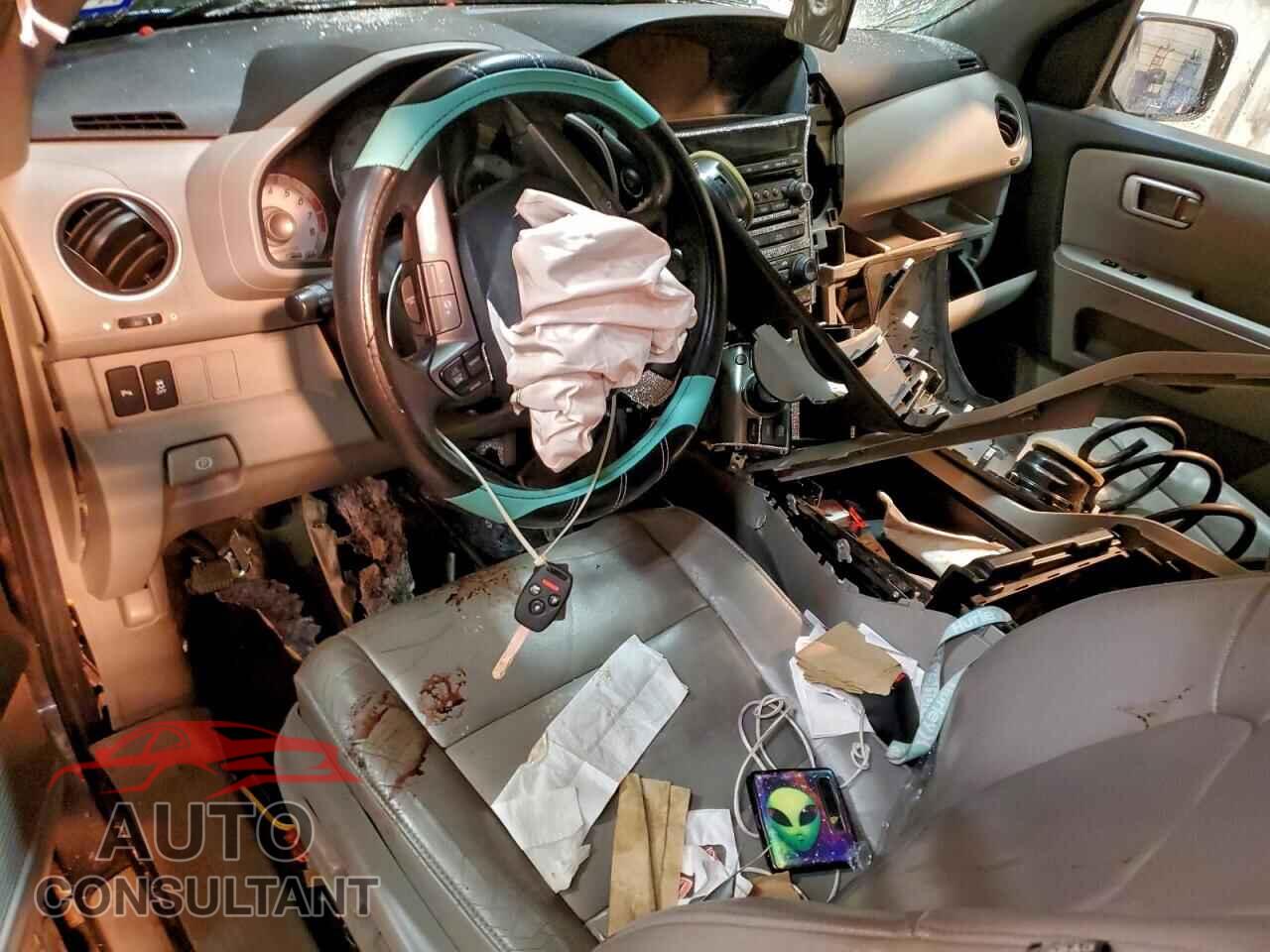 HONDA PILOT 2013 - 5FNYF3H95DB019091