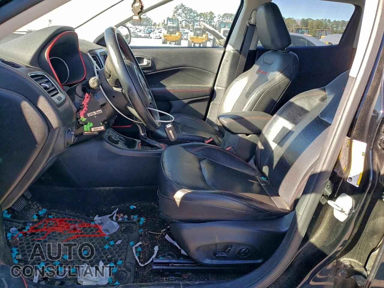 JEEP COMPASS 2018 - 3C4NJDDB9JT239282