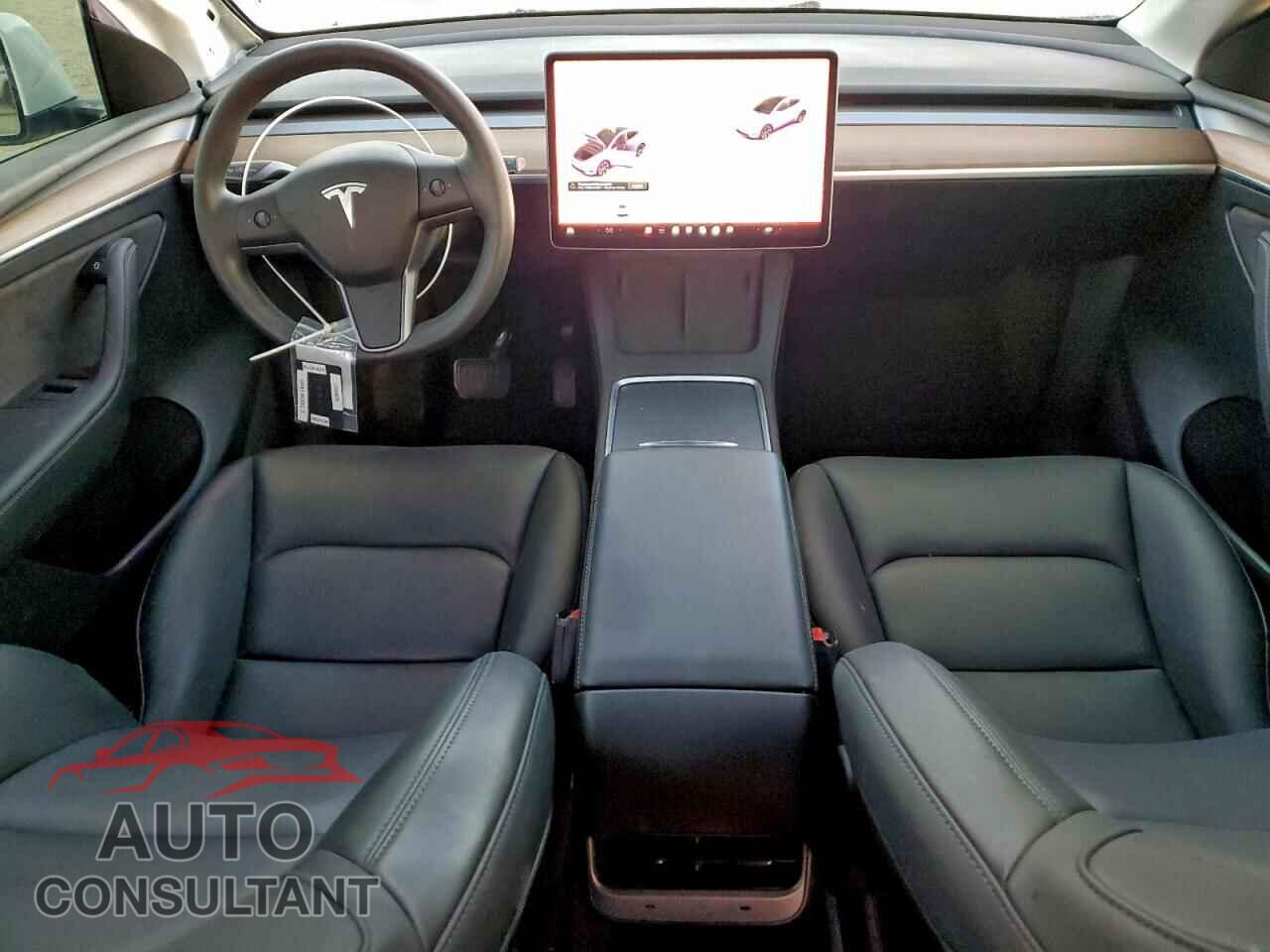 TESLA MODEL Y 2024 - 7SAYGDEE9RF106409