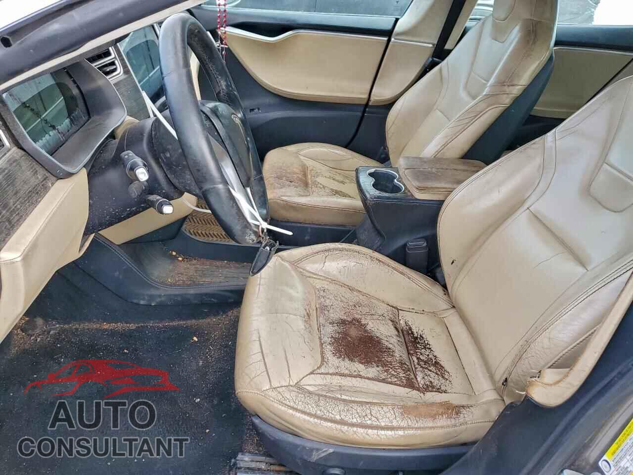 TESLA MODEL S 2015 - 5YJSA1E26FF106310