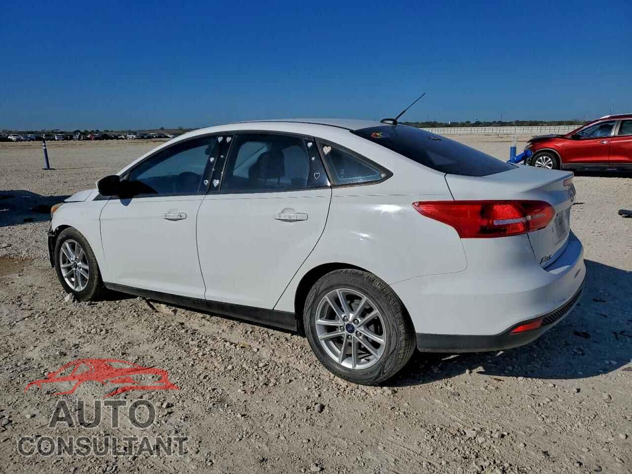 FORD FOCUS 2018 - 1FADP3F2XJL311979