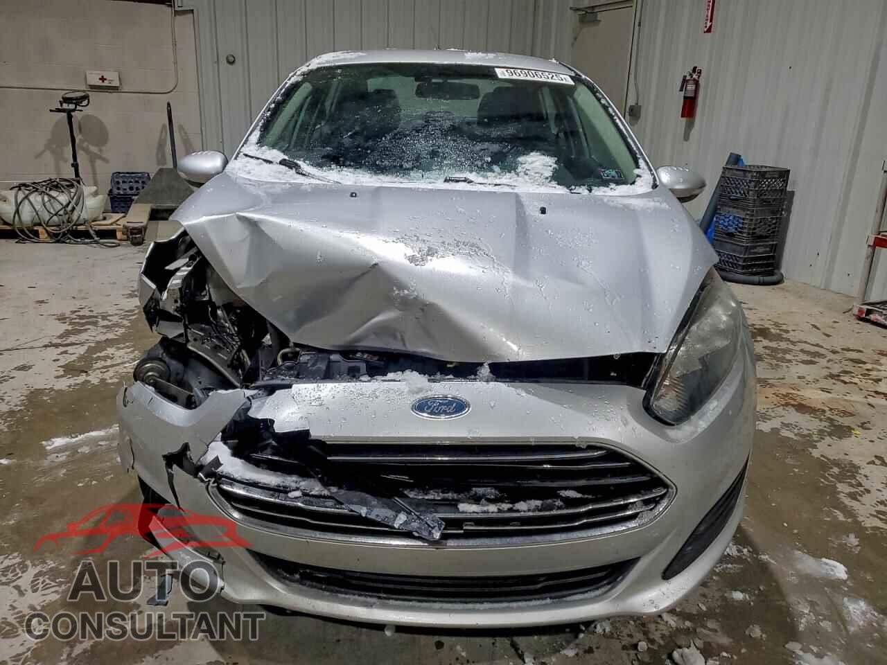 FORD FIESTA 2015 - 3FADP4BJ6FM181532