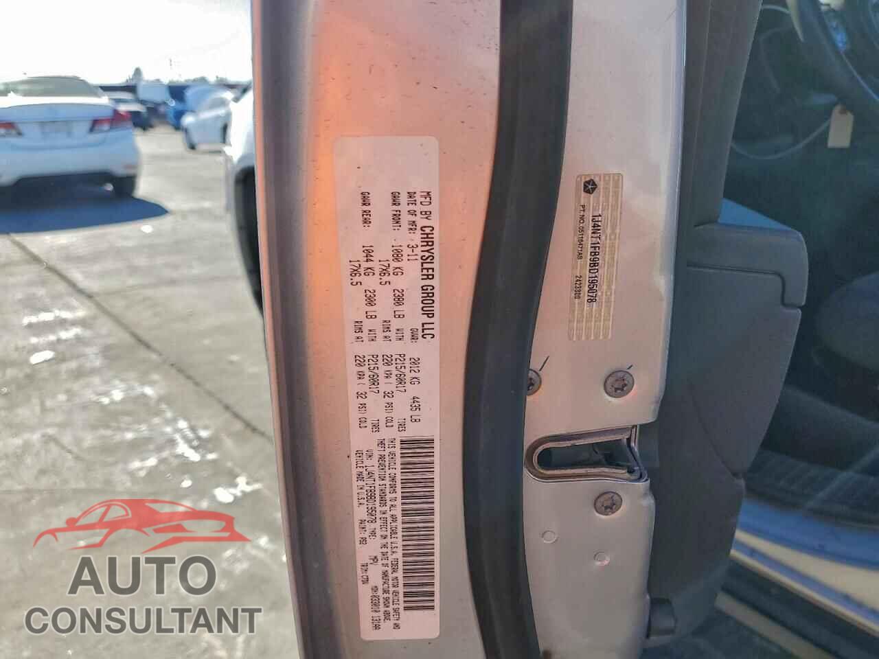 JEEP COMPASS 2011 - 1J4NT1FB9BD195078