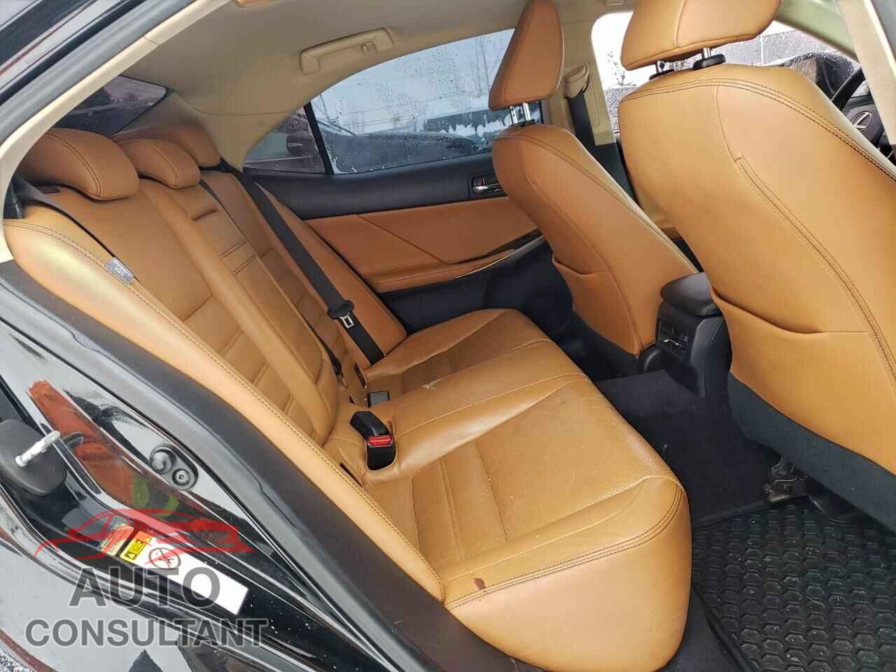 LEXUS IS 2014 - JTHCE1D29E5000491
